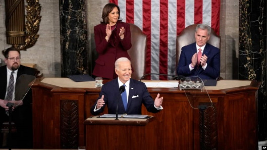 Nom : biden third state of union.jpg
Affichages : 7052
Taille : 63,2 Ko