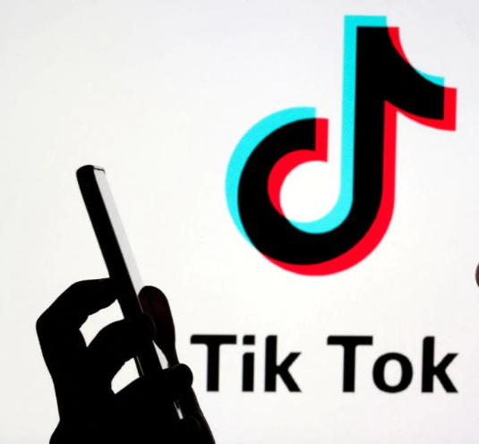 Nom : Screenshot_2023-02-28 Canada bans TikTok from government devices citing security risks.png
Affichages : 17709
Taille : 182,4 Ko